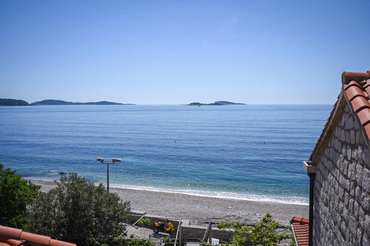 Beach House Poseydon Mlini Exterior photo
